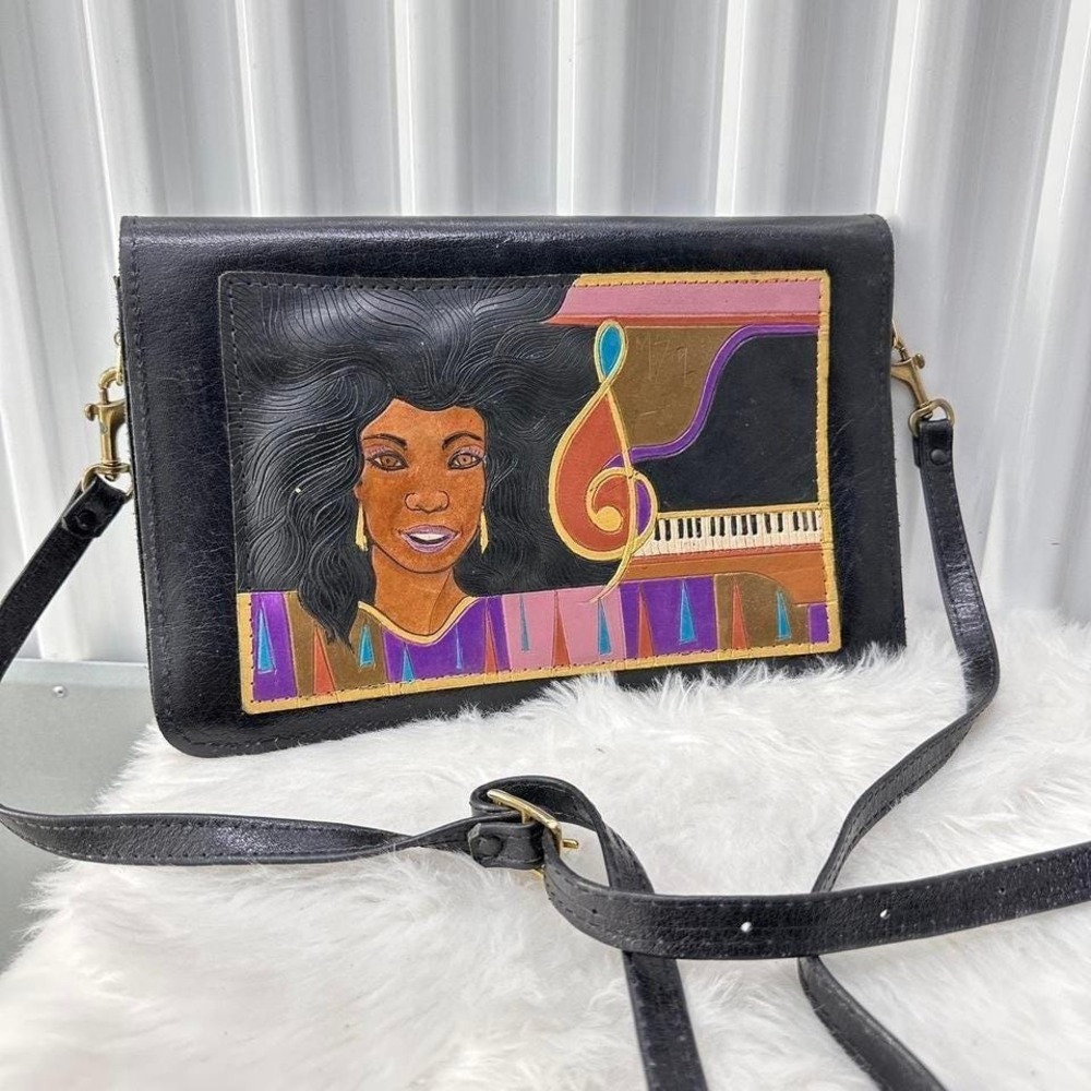 INCREDIBLE Vintage Carved & Painted Leather Handbag Purse - Woman Music Note‎
